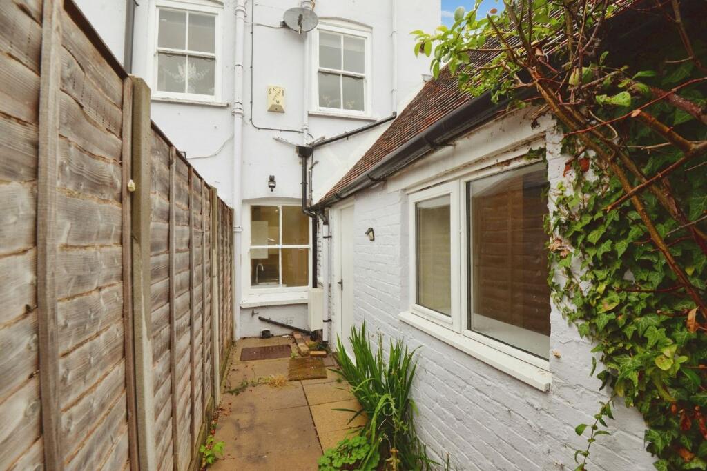 Main image of property: Watcombe Road, Watlington, OX49