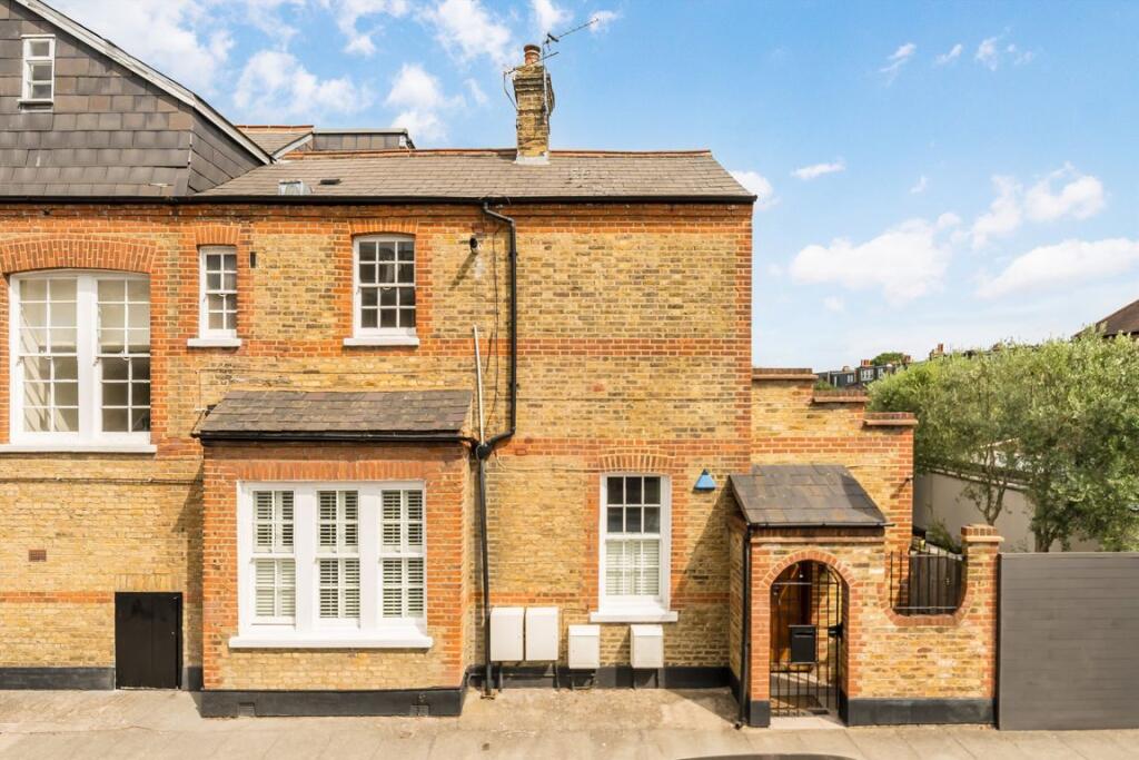 Main image of property: Langside Avenue, Putney