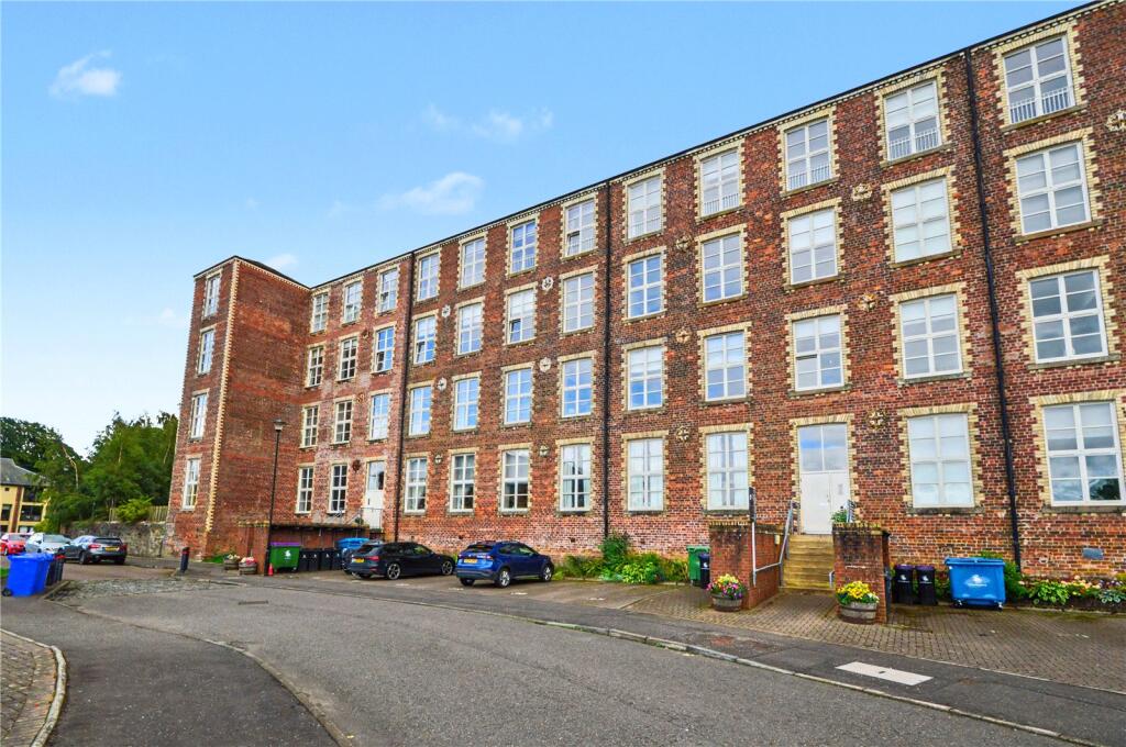 Main image of property: Woolcarder's Court, Cambusbarron, Stirling, United Kingdom, FK7