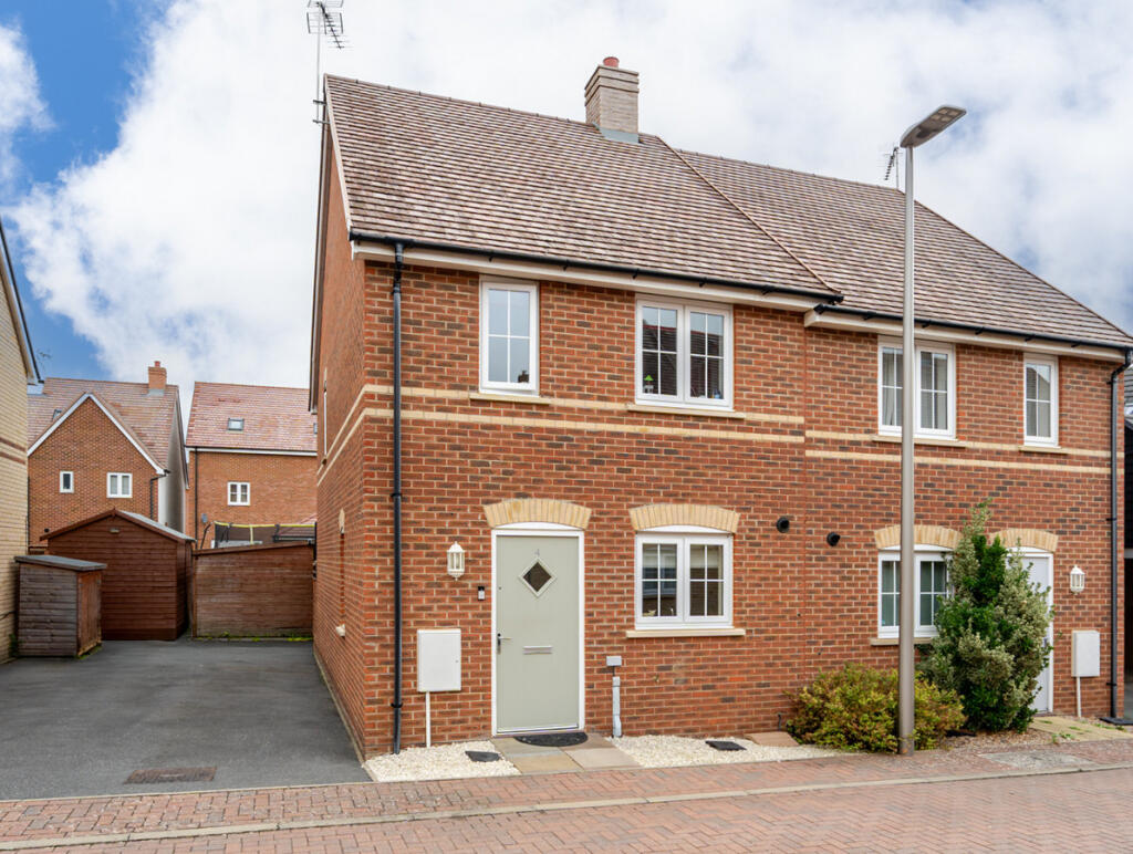 Main image of property: Hainan Drive, Newton Leys, Milton Keynes, MK3