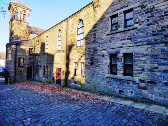 Main image of property: Victoria Street, Glossop, SK13
