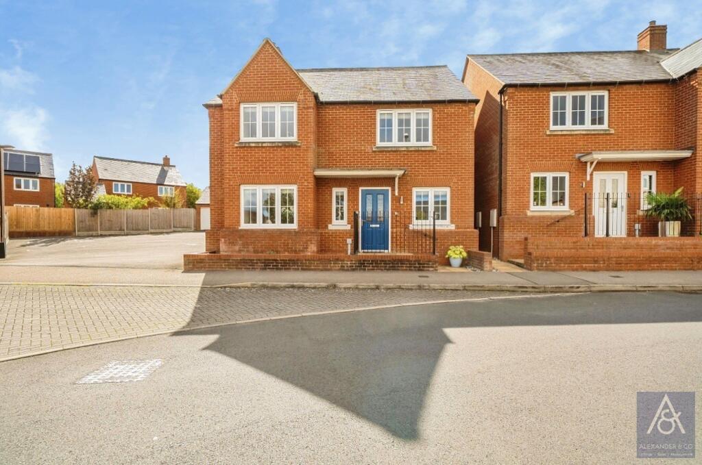 Main image of property: Needlepin Way, Buckingham, Buckinghamshire