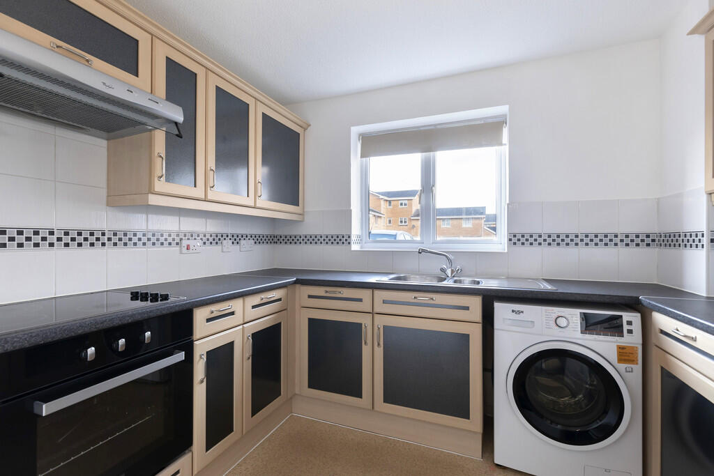 Main image of property: Banyard Close, Cheltenham GL51 7SX
