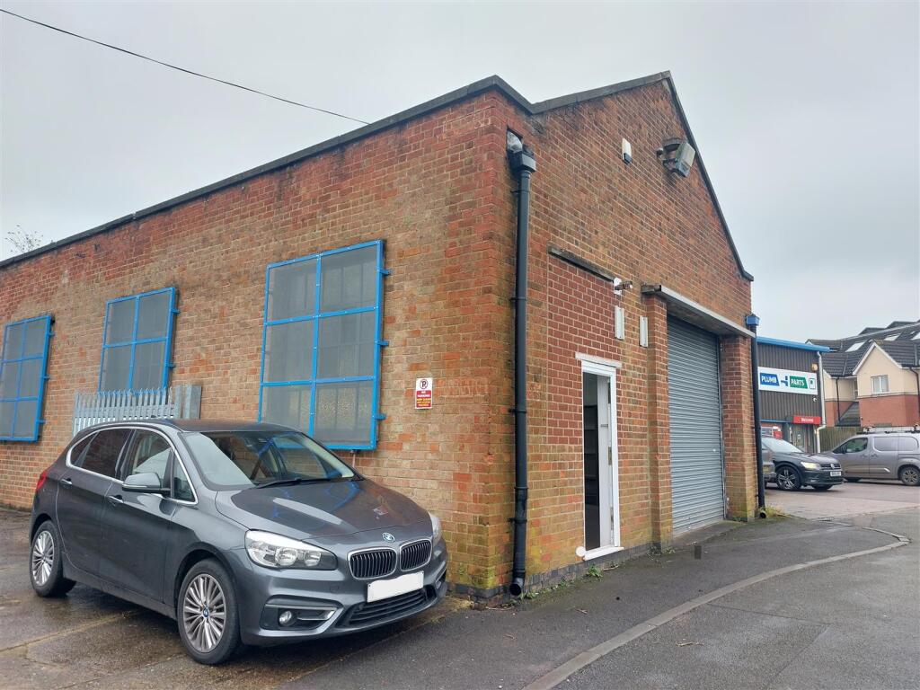 Main image of property: Rosebery Avenue, Melton Mowbray, Le13 1bl