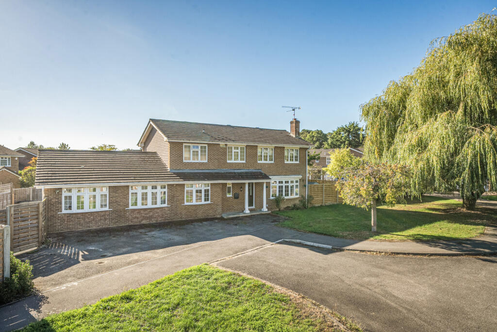Main image of property: The Glade, Bucks Horn Oak, Farnham, GU10