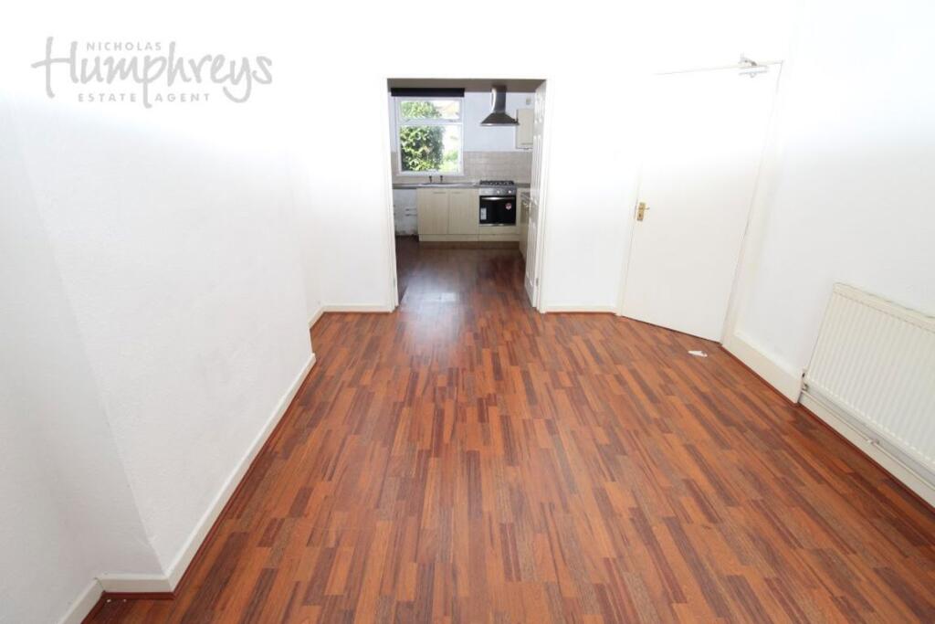 Main image of property: Evelyn Road B11 - 8-8 Viewings
