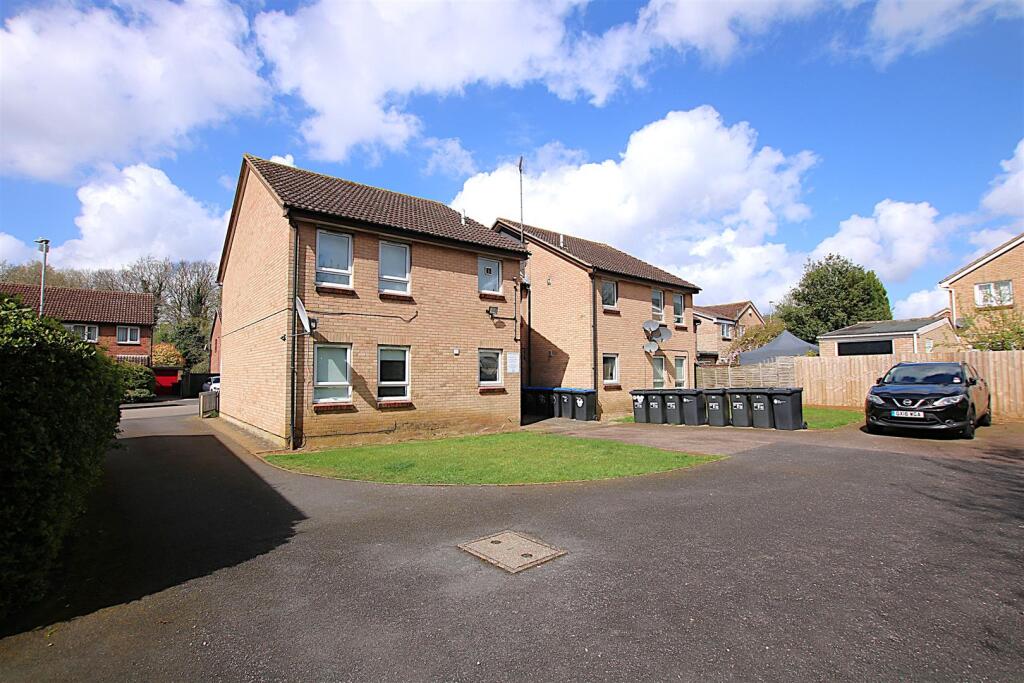 Main image of property: Studio Apartment, Downwood Close