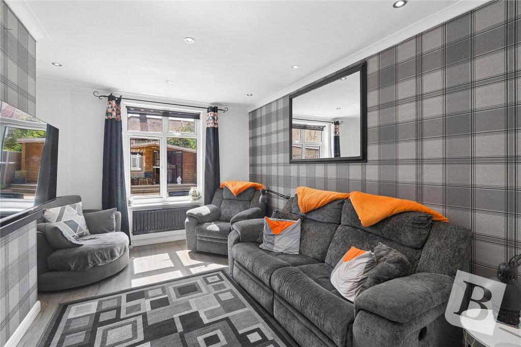Main image of property: Parsloes Avenue, Dagenham, RM9