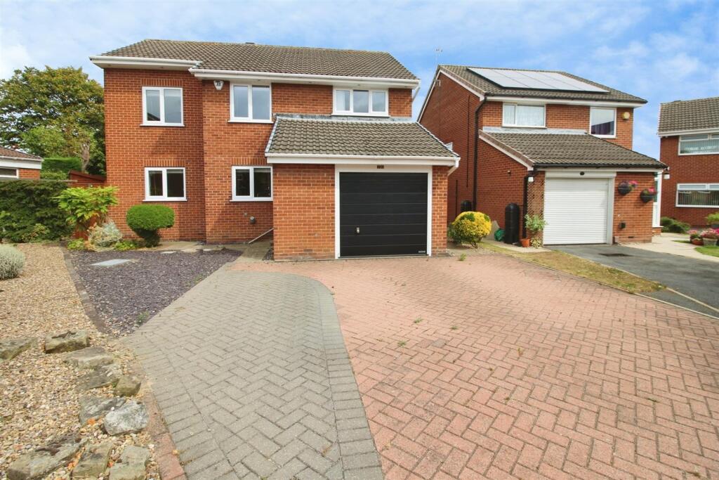 Main image of property: Oakdale Meadow, Leeds