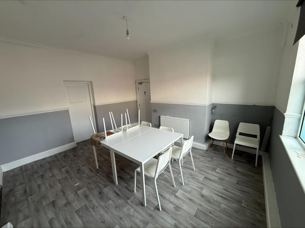 Main image of property: Balby Road, Balby, DN4 0NE