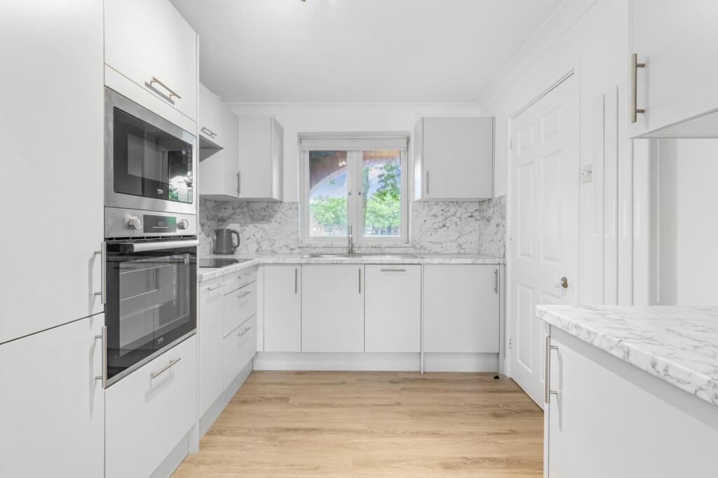 Main image of property: Greenland Quay,
Surrey Quays, SE16