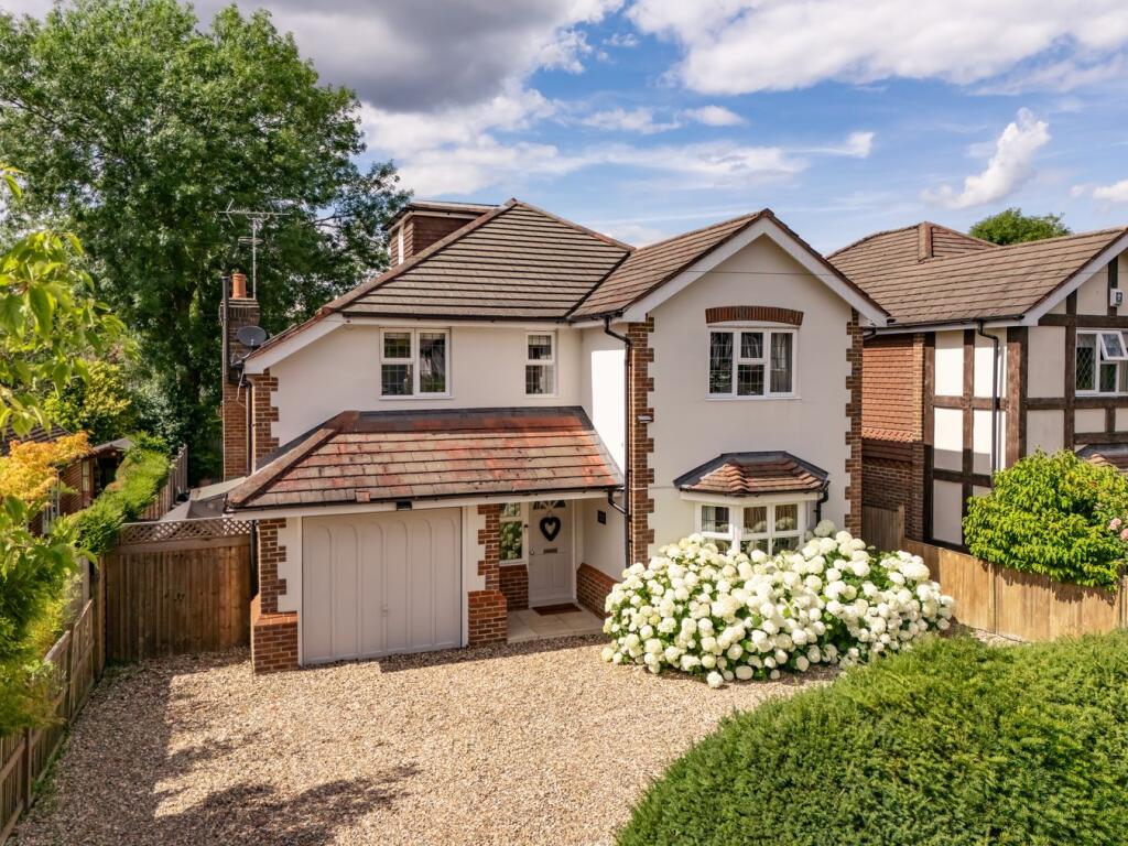 Main image of property: The Ballands North, Fetcham, Leatherhead, KT22