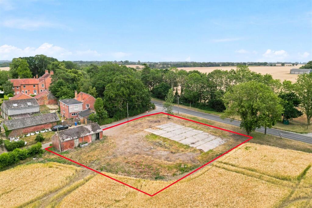 Main image of property: Deer Row, Mettingham