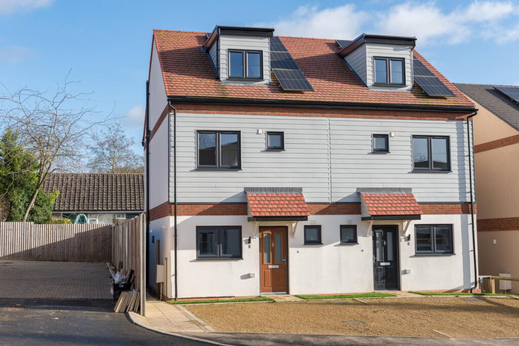 Main image of property: Monks Eleigh, Suffolk, IP7 7NS