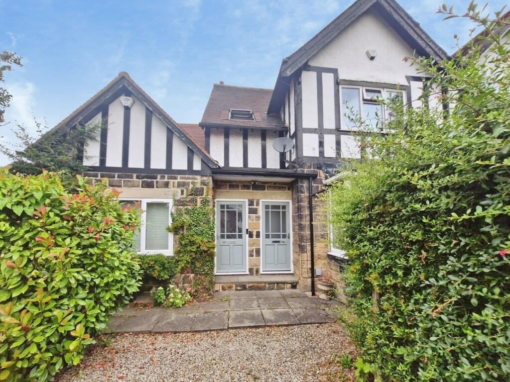 Main image of property: Flat B 16 Calverley Lane, Horsforth