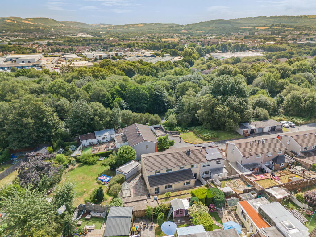 Main image of property: Heol Glyn, Caerphilly, CF83 2LZ