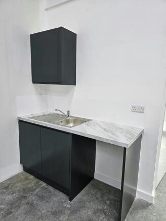 5Ainternalkitchenette.jpg