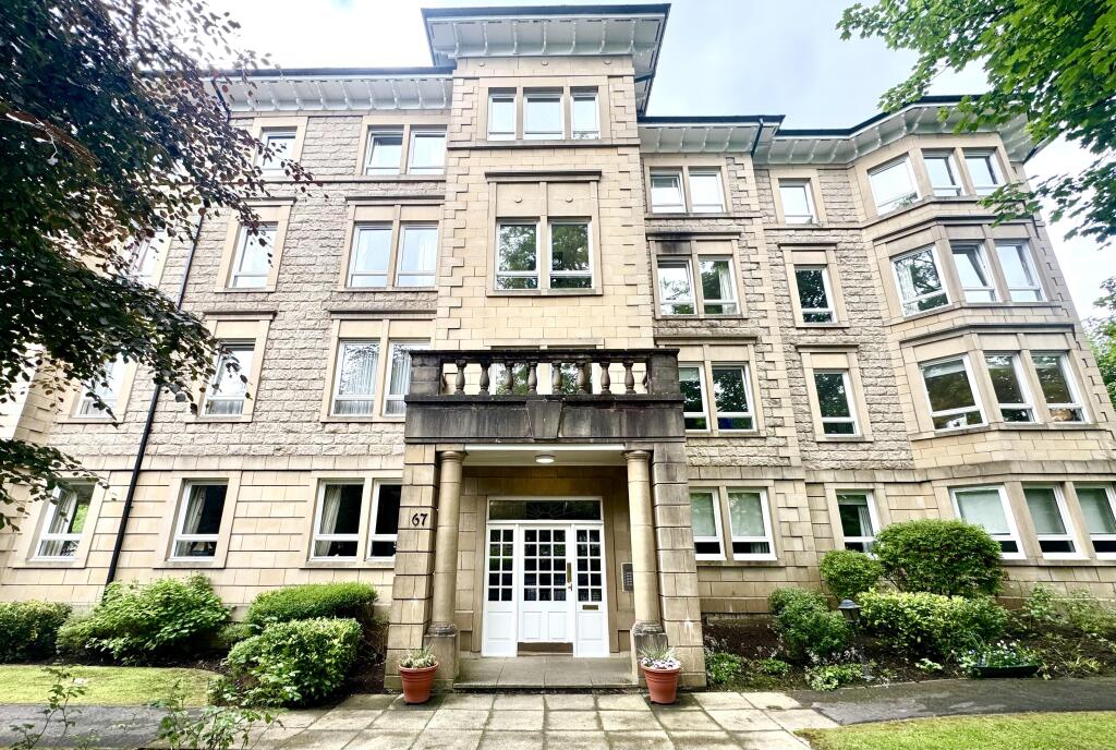 Main image of property: Cleveden Road flat 1/1 at 67 G12 0JN