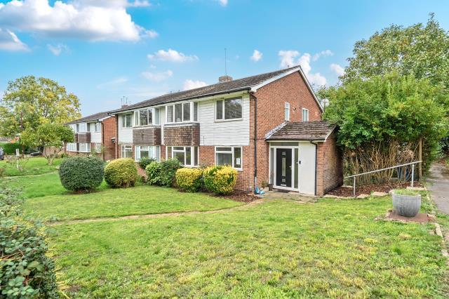 Main image of property: Aldebury Road, Maidenhead