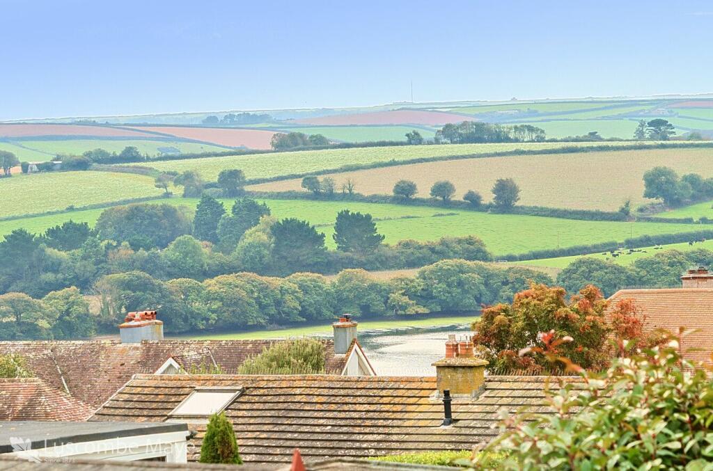 Main image of property: Higher Warren Road, Kingsbridge, TQ7 1LH