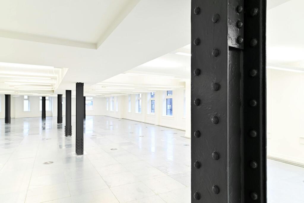 10 Bloomsbury Way 30 (7th floor).jpg