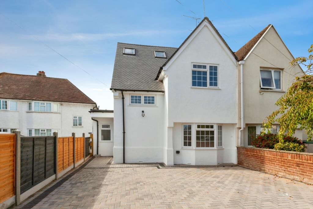 Main image of property: St. Georges Crescent, Slough, Berkshire, SL1