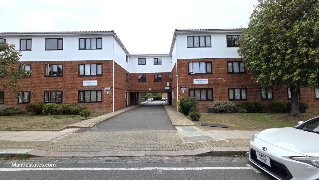 Main image of property: Masefield Court, Leicester Road, BARNET, EN5 5DA