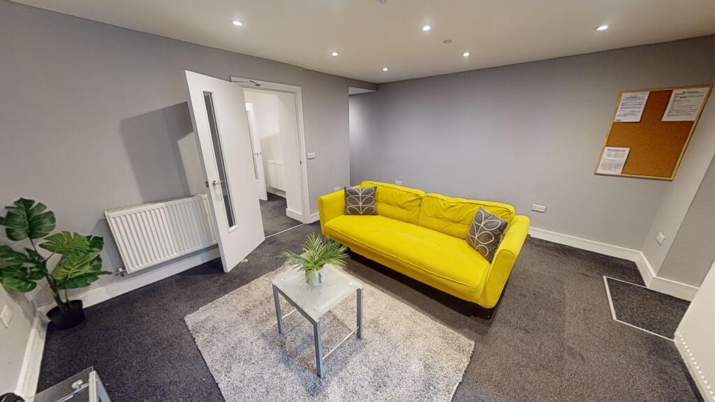 Main image of property: 72, Bluecoat Close, Nottingham , NG1 4DP