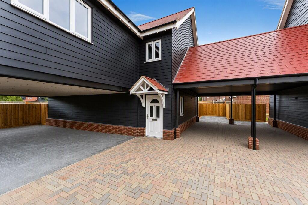Main image of property: Hunters Rest, Turnpike Road, Red Lodge, Bury St. Edmunds, Suffolk, IP28