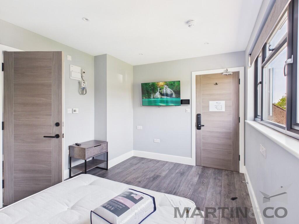 Main image of property: Kenton Lane, Harrow Weald