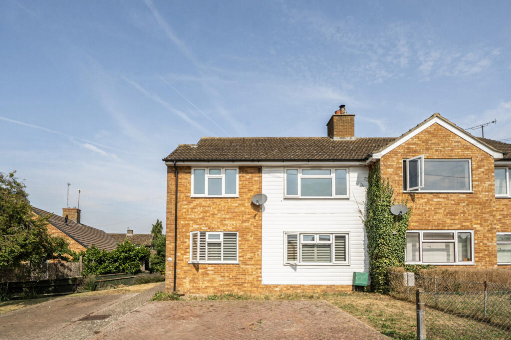 Main image of property: Giffard Way, Long Crendon, Aylesbury