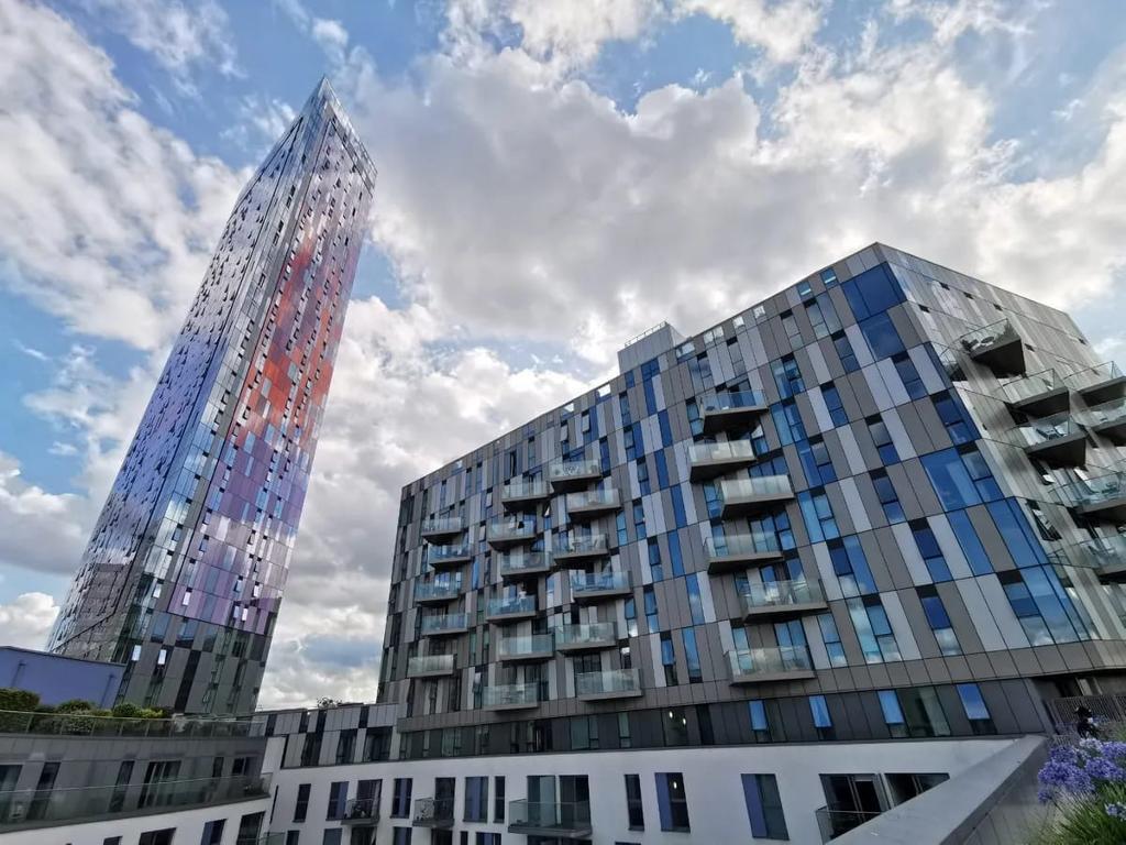 Main image of property: Saffron Central Square, Croydon, Croydon, CR0 2GG