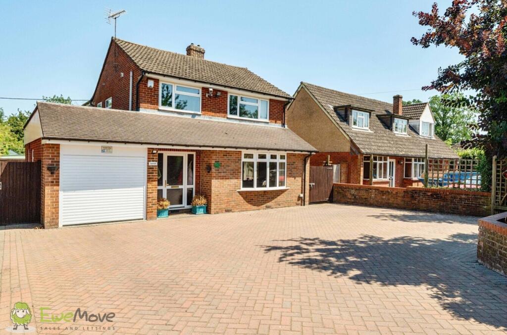 Main image of property: Aldermaston Road, Pamber Green, Tadley, Hampshire, RG26