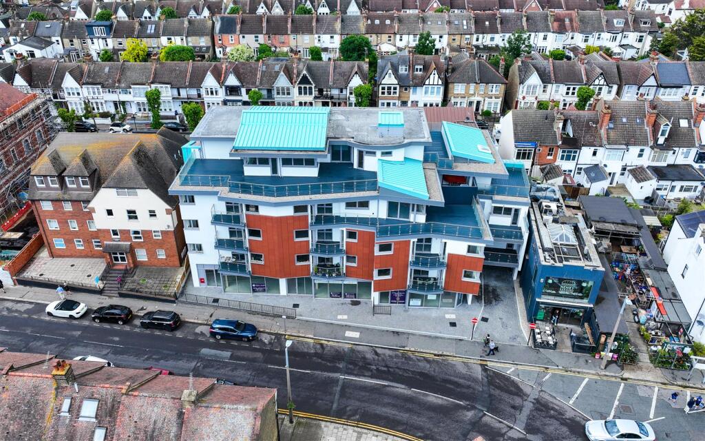 Main image of property: St Clements Gate, Broadway, Leigh-On-Sea