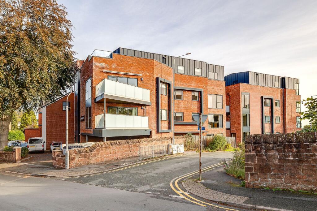 Main image of property: Mount Avenue, Heswall, CH60