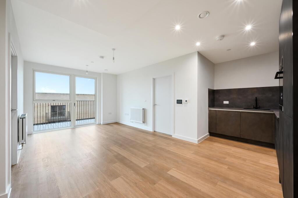 Main image of property: Hendon Waterside, London, NW9