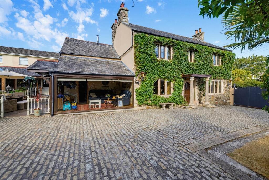 Main image of property: Saltash