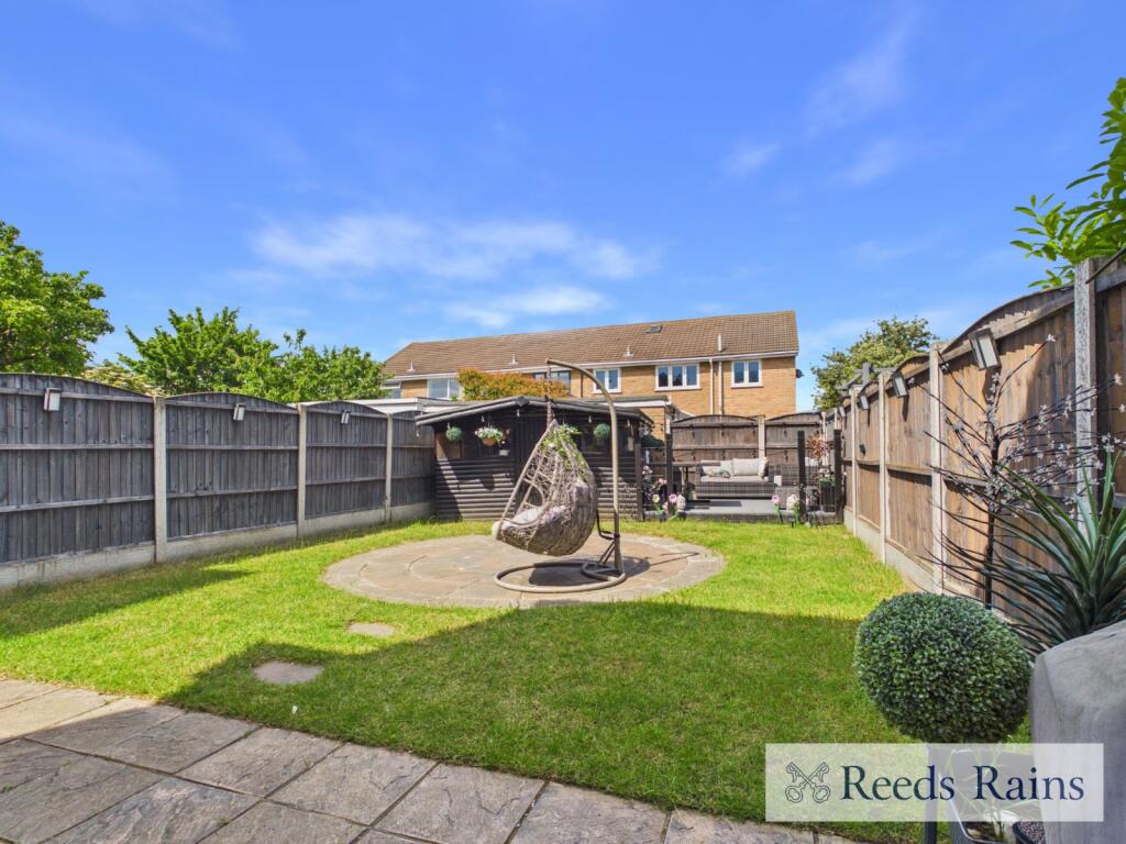 Main image of property: Leconfield Walk, Hornchurch, RM12