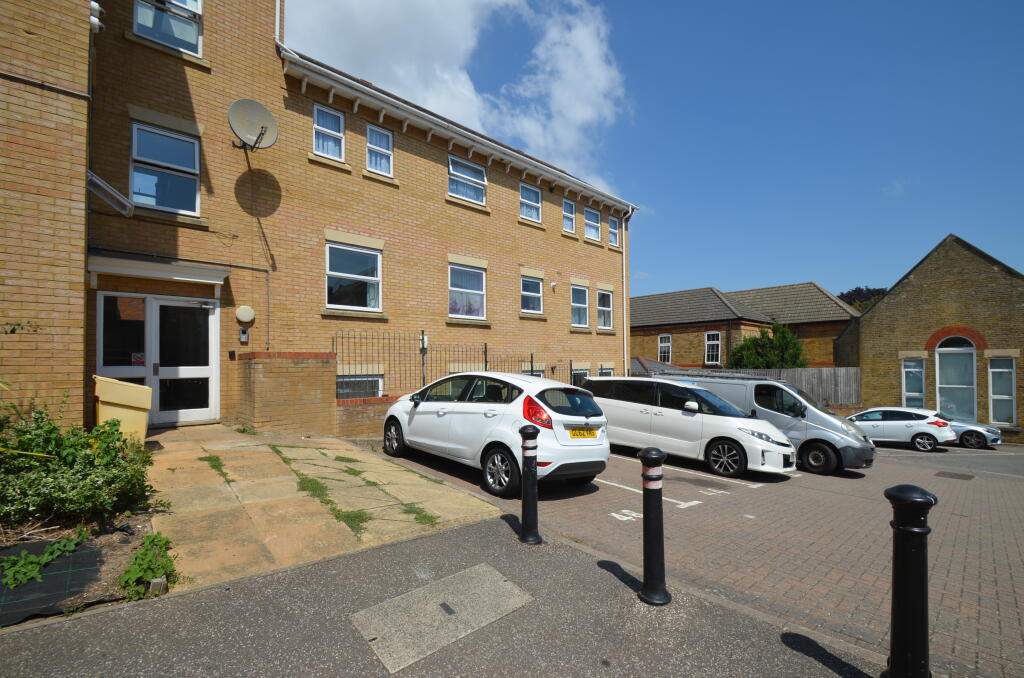 Main image of property: Steven Close, Chatham
