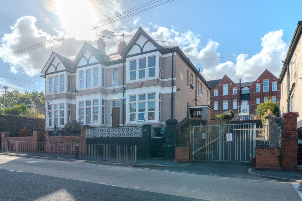 Main image of property: Queens Hill, Newport, NP20 5