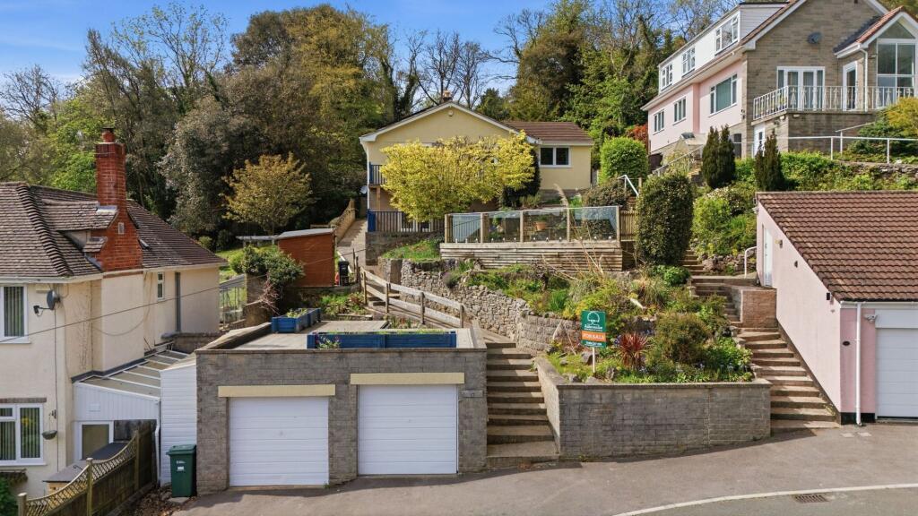 Main image of property: Leewood Road, Weston-Super-Mare, BS23