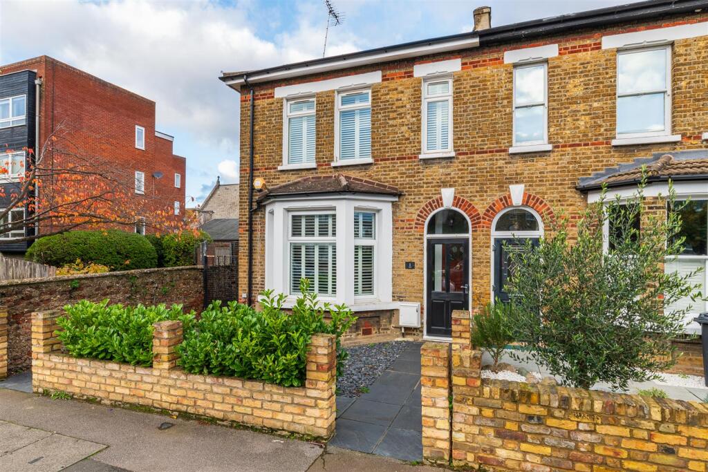 Main image of property: Wellesley Road, Wanstead