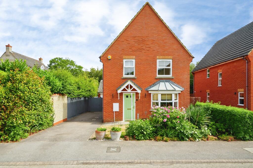 Main image of property: Dittander Close, Bicester