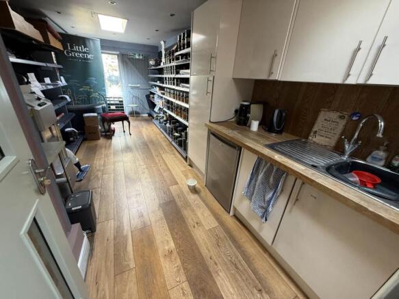KITCHEN AREA