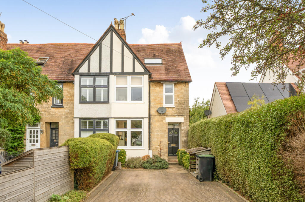 Main image of property: Woodstock Road, Witney, Oxfordshire