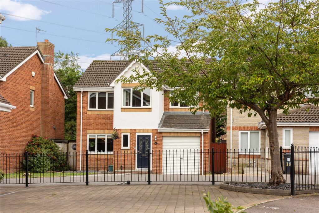 Main image of property: Bampton Close, Emersons Green, Bristol, BS16