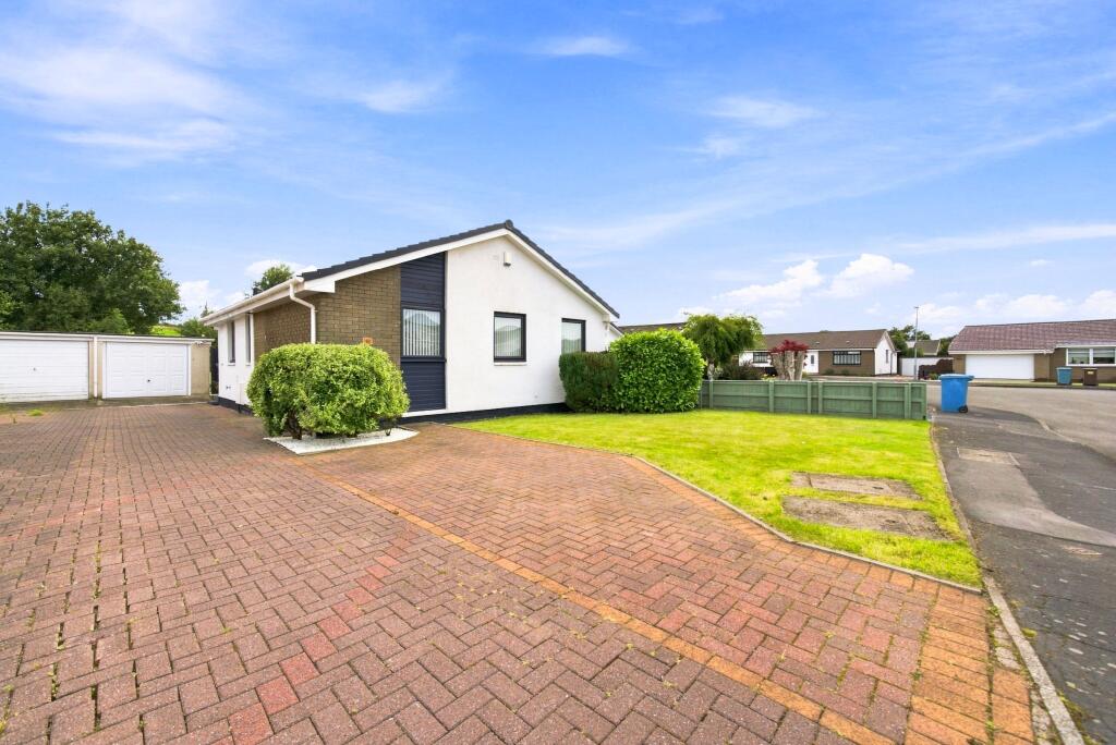 Main image of property: 16 Barbeth Gardens, Cumbernauld, Glasgow