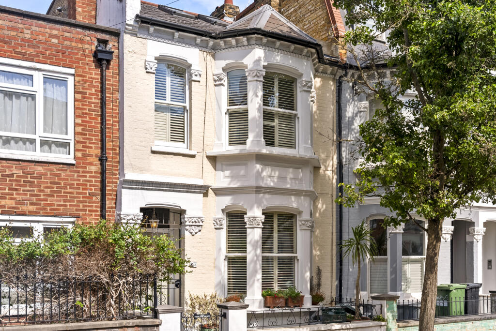 Main image of property: Cristowe Road, Hammersmith And Fulham, London