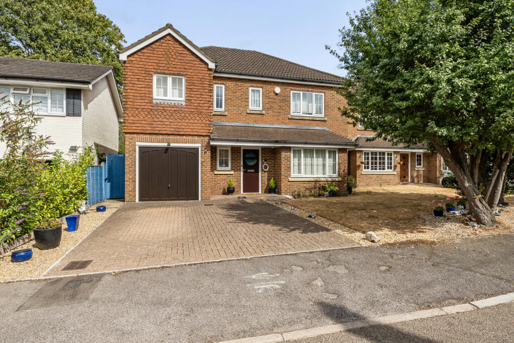 Main image of property: Scotts Way, Sevenoaks, Kent