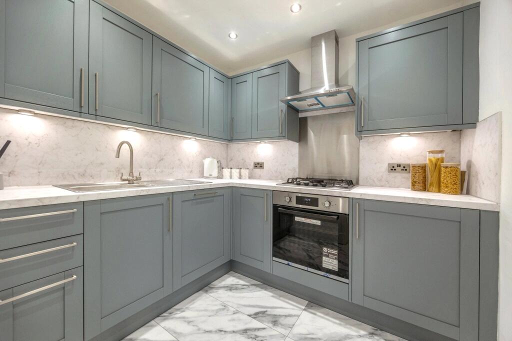 Main image of property: Ashley Place, Edinburgh, Midlothian, EH6